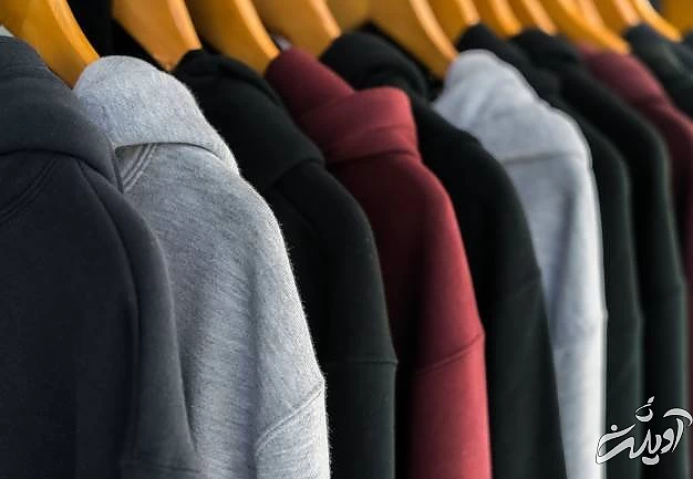 پوشیدن لباس تیره لباس تیره